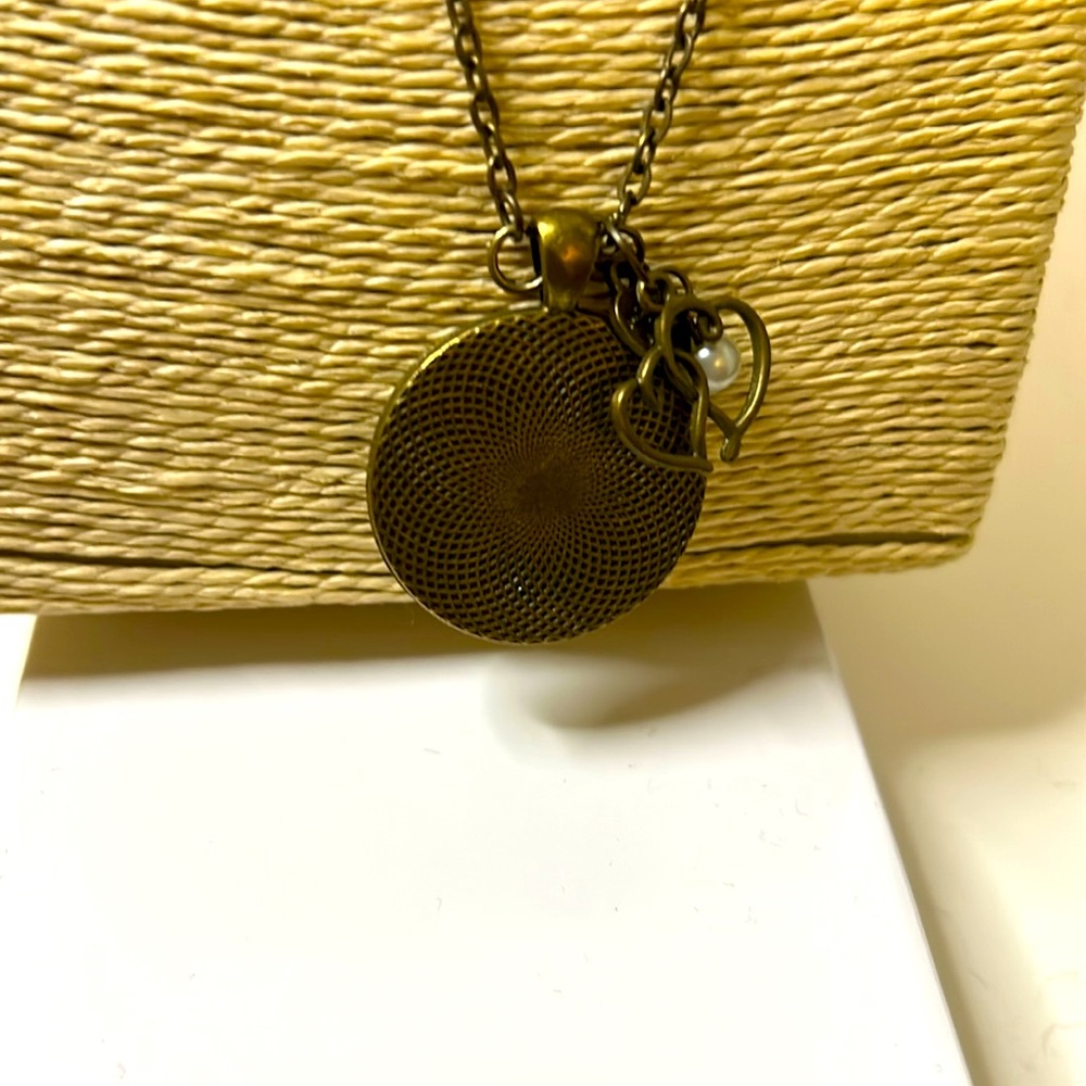 Gutsy Goodness friendship charm necklace brass tone cream boho - Picture 6 of 9